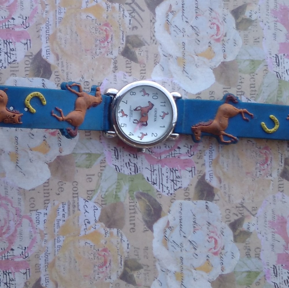 HORSE WATCH